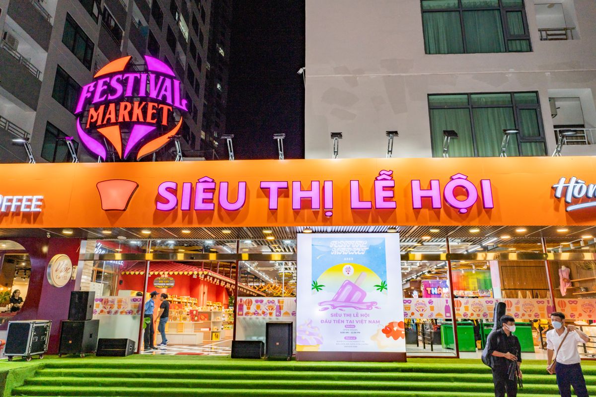 Lễ khai trương Siêu Thị Lễ Hội